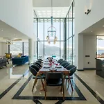 Unlimited 2 Luxury 6 Bedroom Villa *