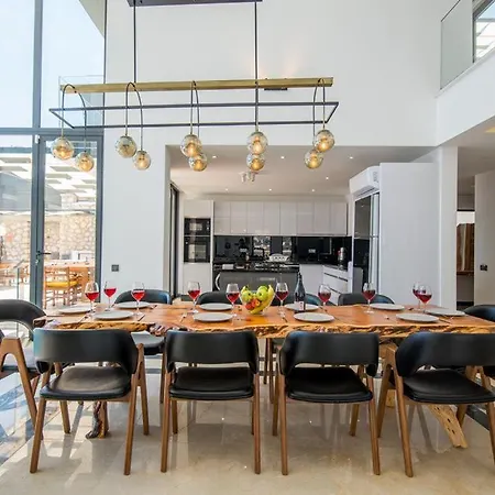 Unlimited 2 Luxury 6 Bedroom Kaş