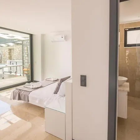 Unlimited 2 Luxury 6 Bedroom * Kaş