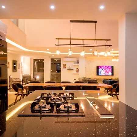 Villa Unlimited 2 Luxury 6 Bedroom Kaş